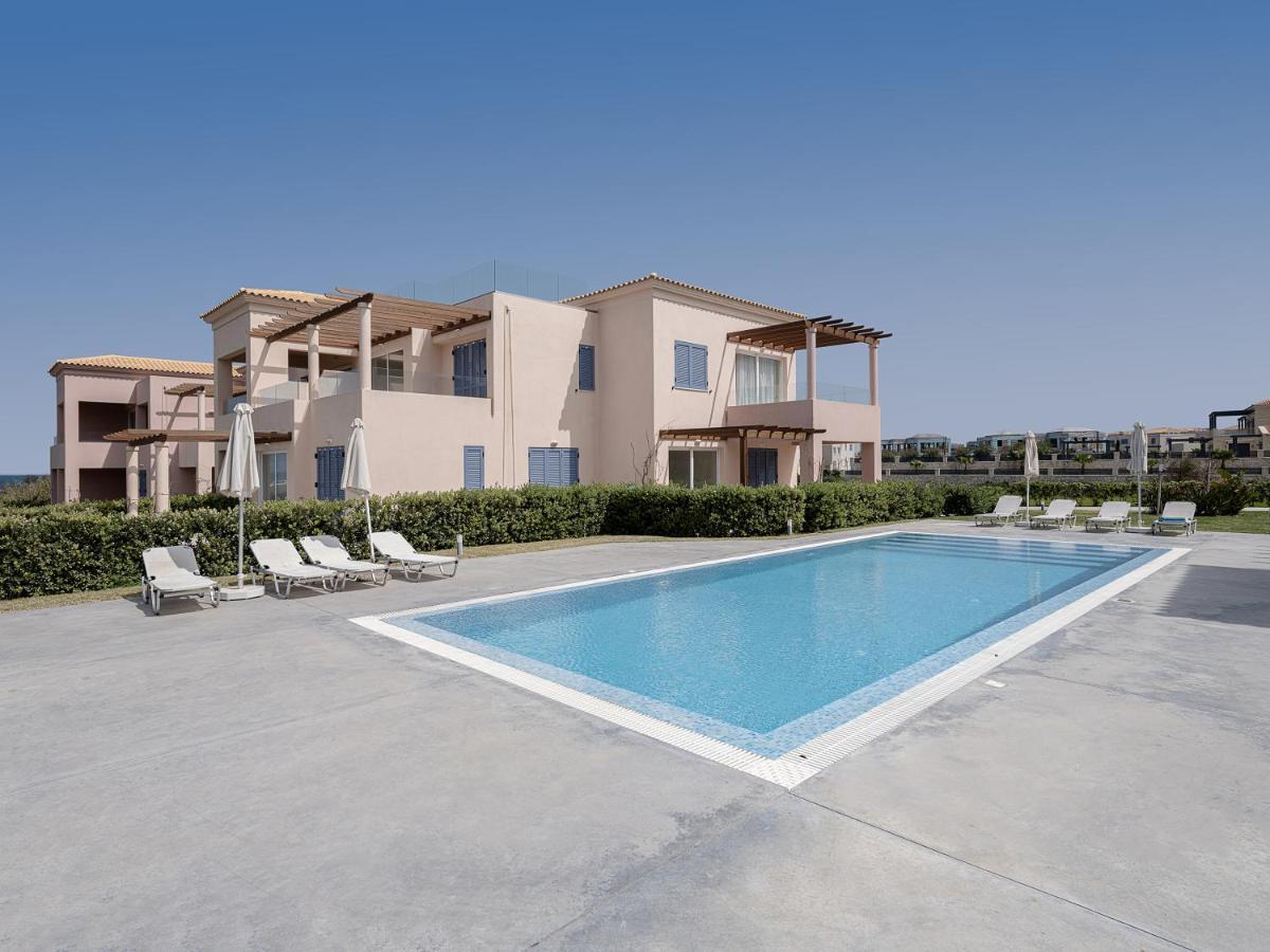 Resitour - Aphrodite Beachfront Pírgosz Pszilonéru Kültér fotó