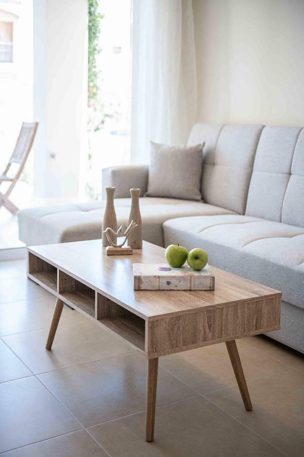 Resitour - Aphrodite Beachfront Pírgosz Pszilonéru Kültér fotó
